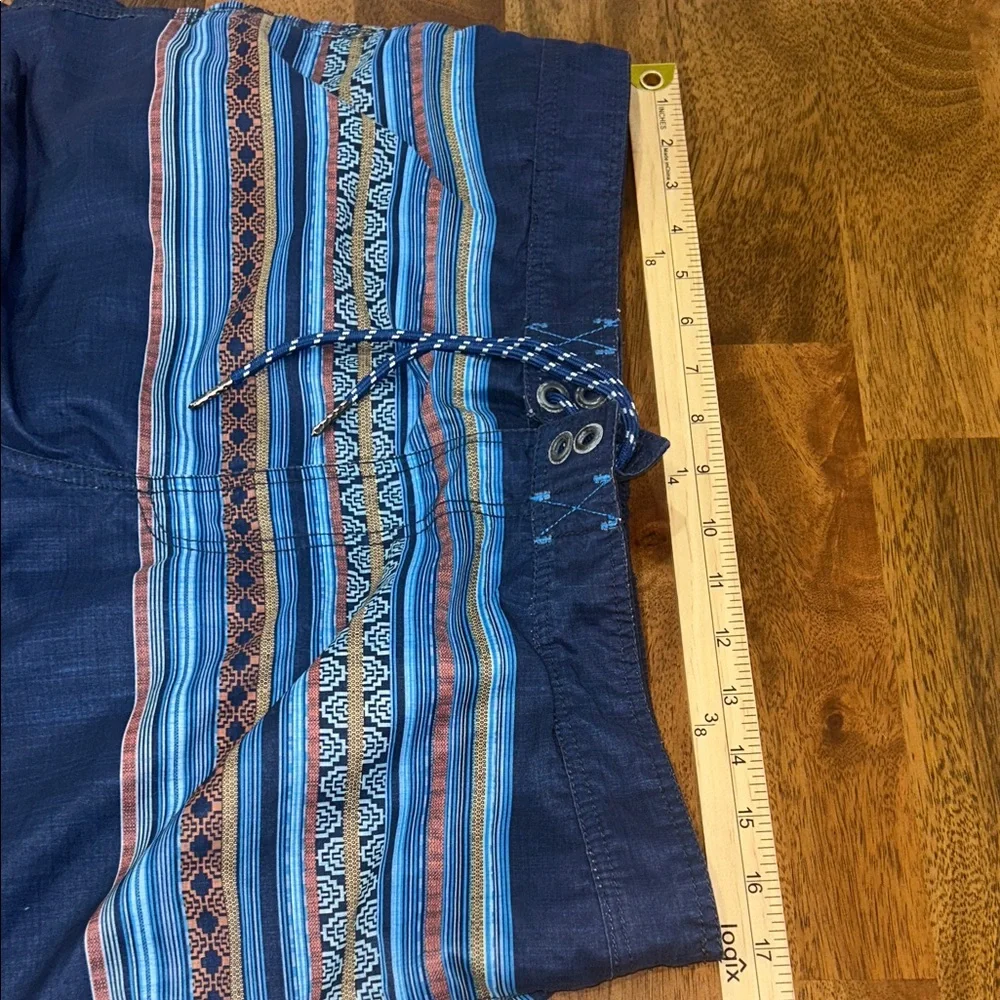 Tommy Bahama stylish navy